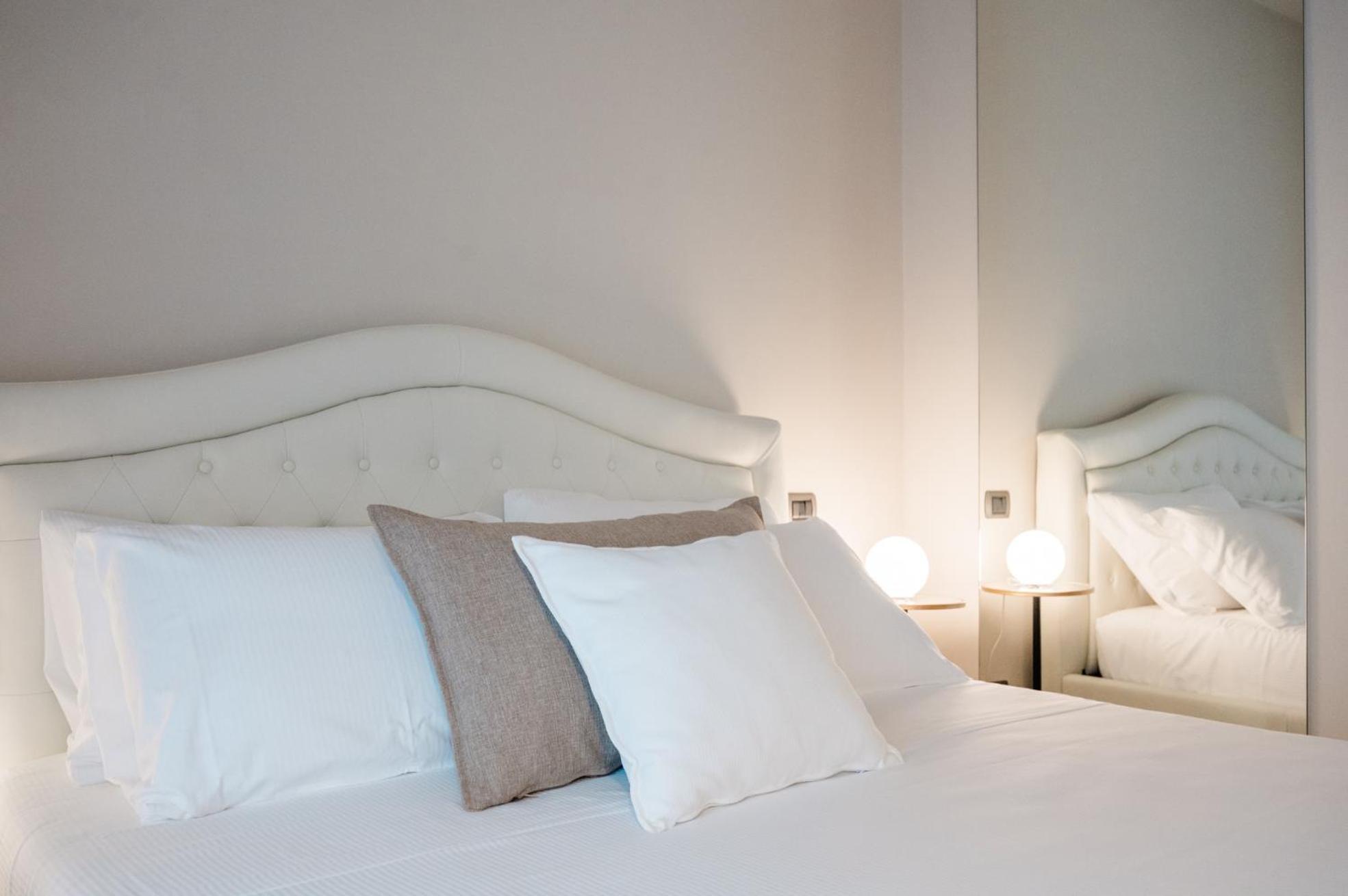 Airport Bea Rooms Azzano San Paolo Eksteriør billede